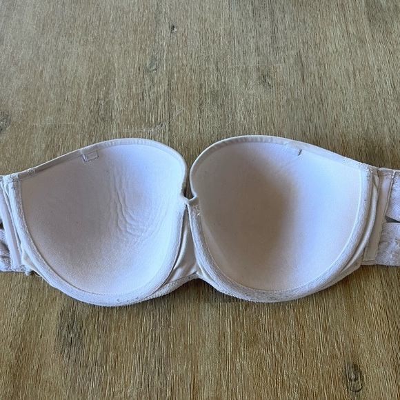 VICTORIA’S SECRET Strapless White Bra 34D - Picture 4 of 6